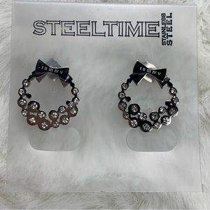 Holiday Wreath Austrian Crystal Stainless Steel Stud Earrings